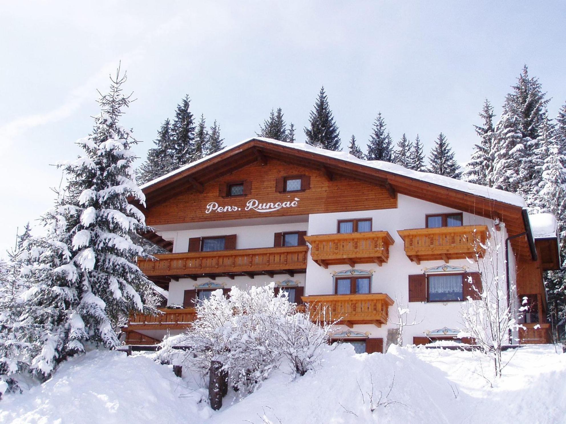 Hotel Runcac Badia  Exterior foto
